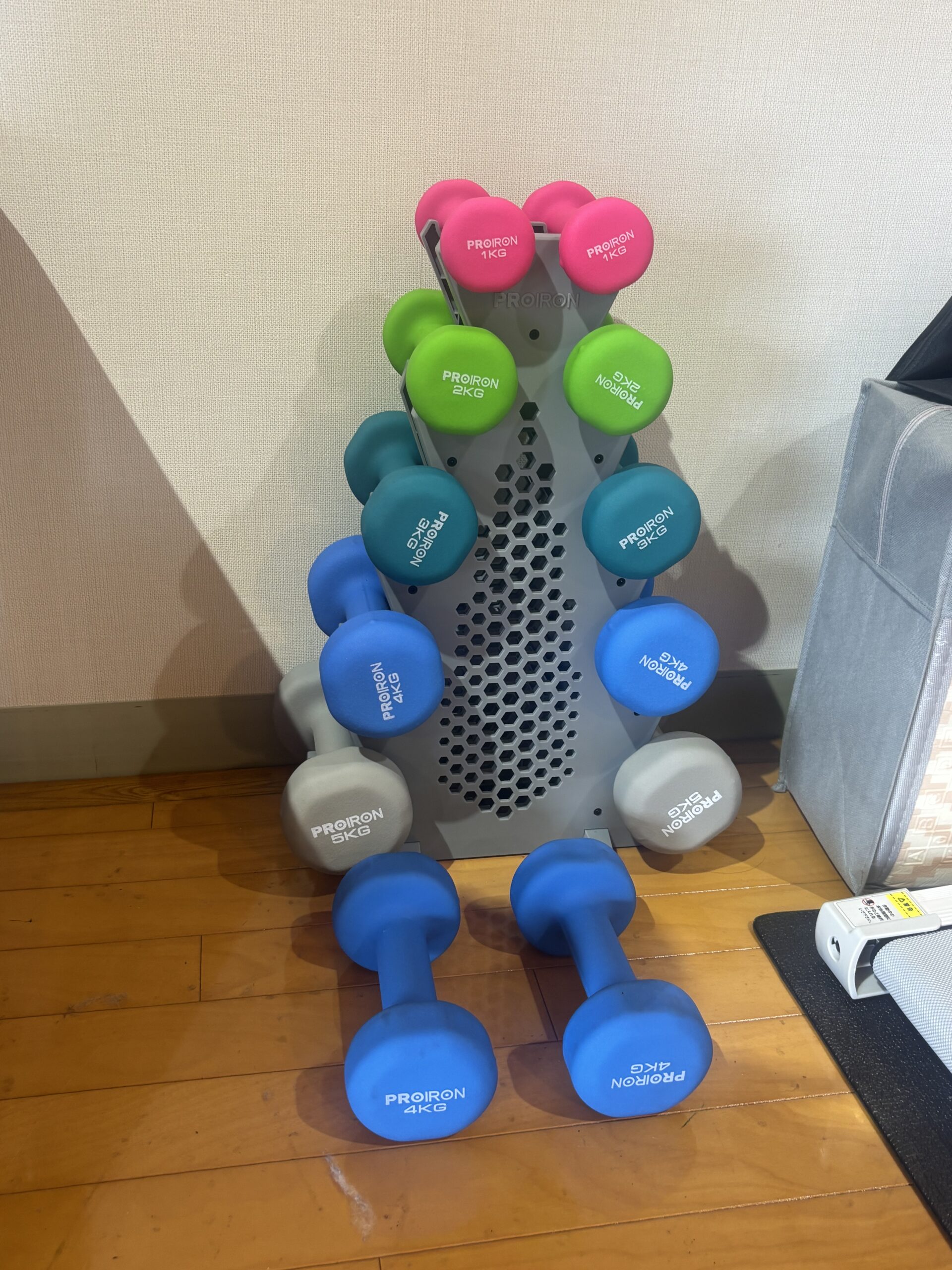 リハビリのダンベル